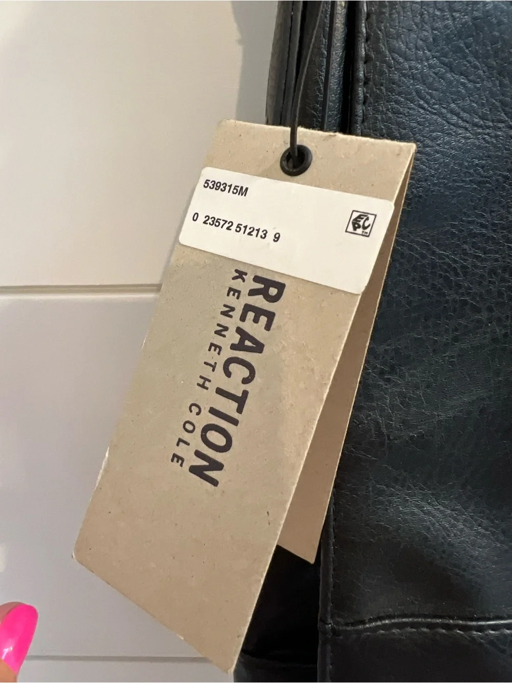 NWT Kenneth Cole Reaction 